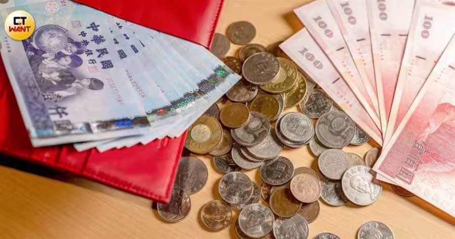 准得可怕！錢包不管有沒有錢，2026年在錢包里放這個，效果大得驚人，保你2026正財橫財不斷！