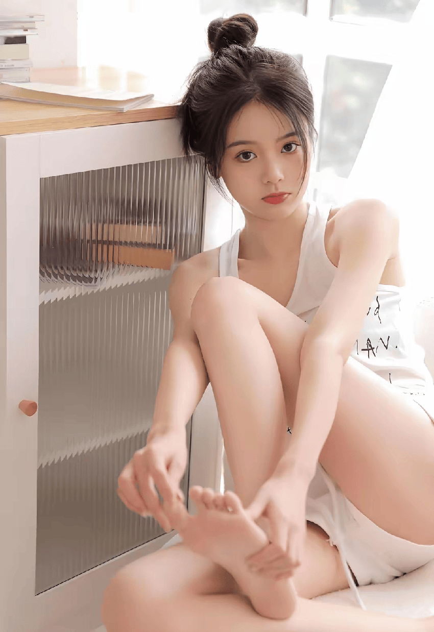 女人想和你曖昧,不會明說,而是做這三件事