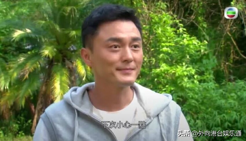TVB男星赴大馬開燒臘店,遇網紅貼臉開大,自嘲在香港混不下去了