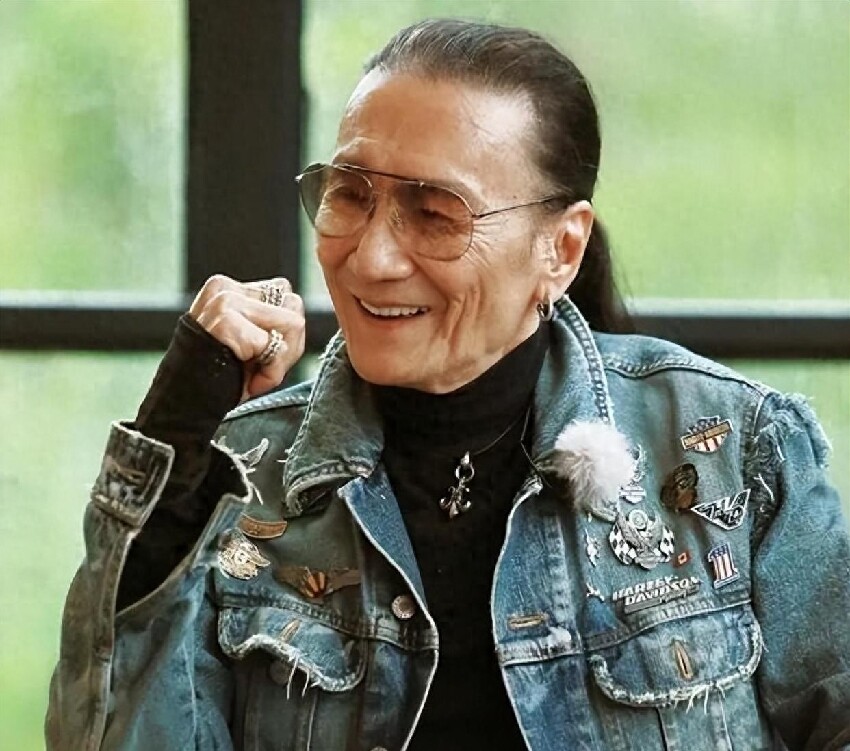難怪被懷疑是張柏芝三胎生父，謝賢遺囑曝光，這次王菲輸的不冤