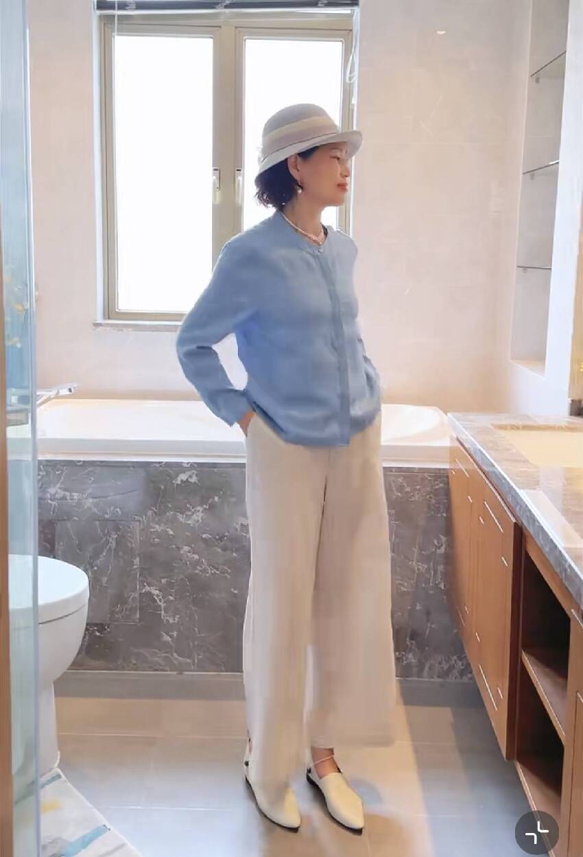 50歲穿搭:解鎖「姐系美學」,做自己的夏日時尚教主