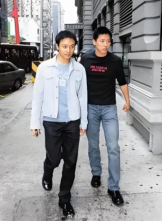 唐鶴德「誰能代替你地位」悼念摯愛張國榮 粉絲狠吐槽關鍵曝光
