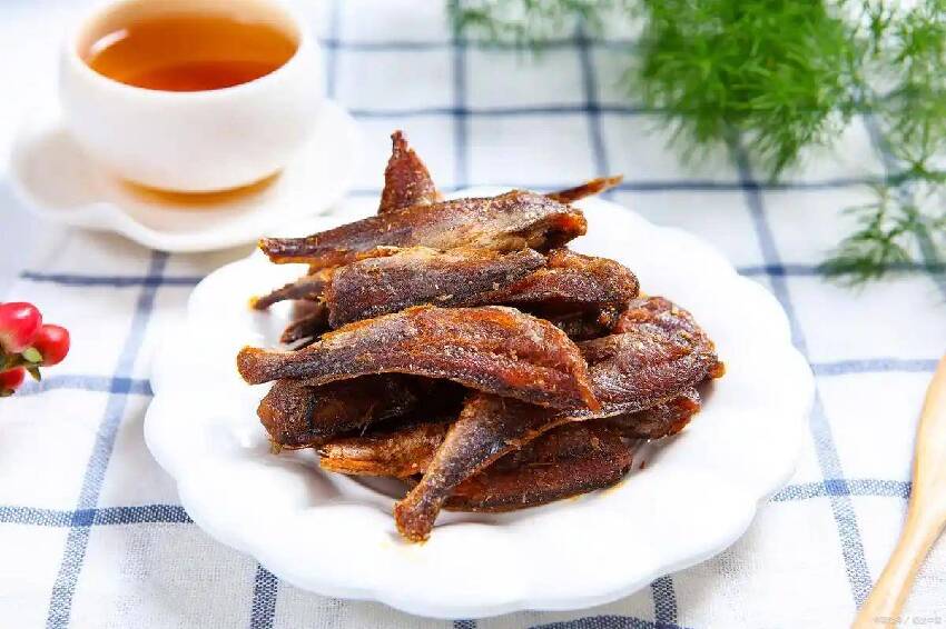 多名醫生苦勸：慎買慎吃！裡面含大量防腐劑，損害肝腎，別害自己