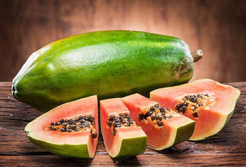 買木瓜，最好挑「雌木瓜」，記住瓜農這3招，木瓜肉厚多汁營養好