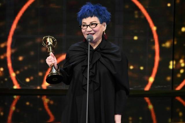 張小燕兩段婚姻皆不幸！中年喪夫守寡21年曝近況，女兒難忍壓力遠逃海外，她77歲空巢惡疾纏身太心酸