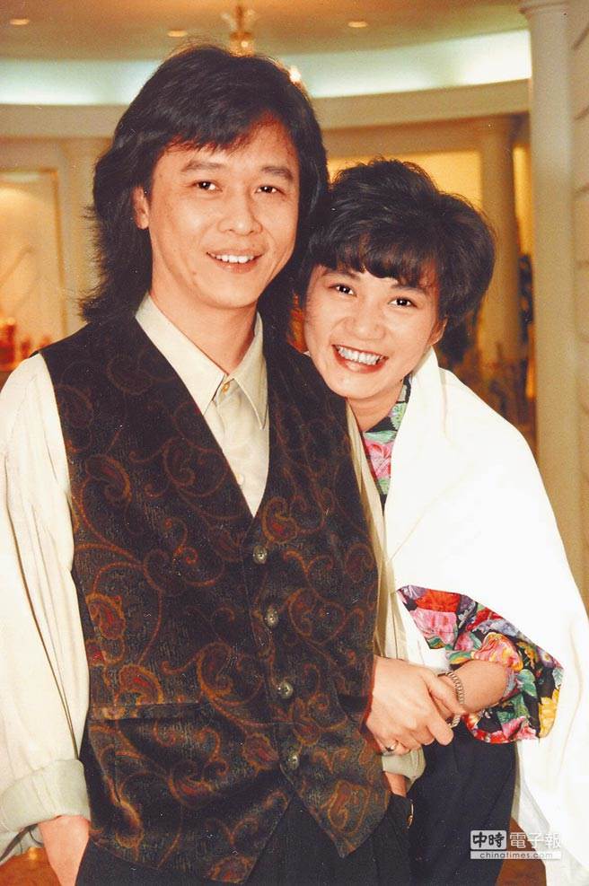 張小燕兩段婚姻皆不幸！中年喪夫守寡21年曝近況，女兒難忍壓力遠逃海外，她77歲空巢惡疾纏身太心酸