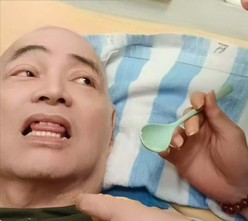 香港歌手「靚聲王」闢謠死訊，卧病在床積蓄將耗盡，計劃到內地養老