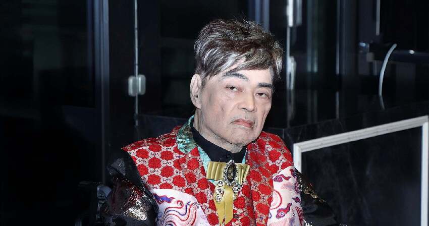 香港歌手「靚聲王」闢謠死訊，卧病在床積蓄將耗盡，計劃到內地養老