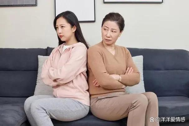 「你不能欺負我兒」小兩口吵架婆婆訓兒媳，兒：你再不走家要散了