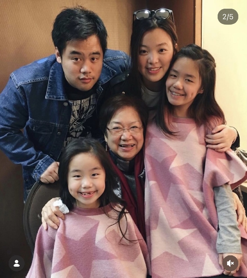 鍾鎮濤女兒發文悼念奶奶,老太太生活照曝光,年輕時貌美晚年慈祥