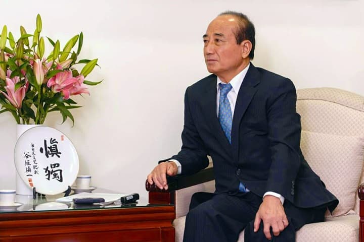 從「感化院壞囝仔」逆襲成百億總裁！尹衍樑生前「淚謝王金平」：教誨改變一生