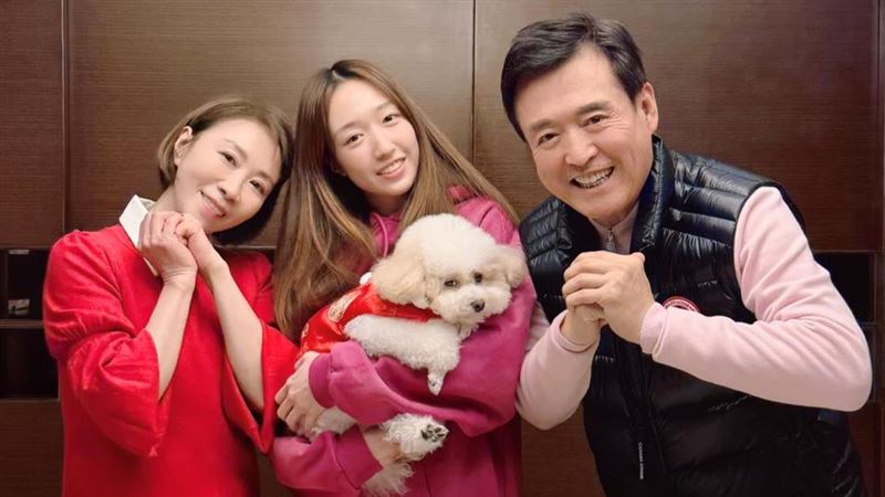 李翊君官宣離婚!!! 精心策劃30年終於等到這一天！女兒不是親生真相終於大白，檢場只能淨身出戶...