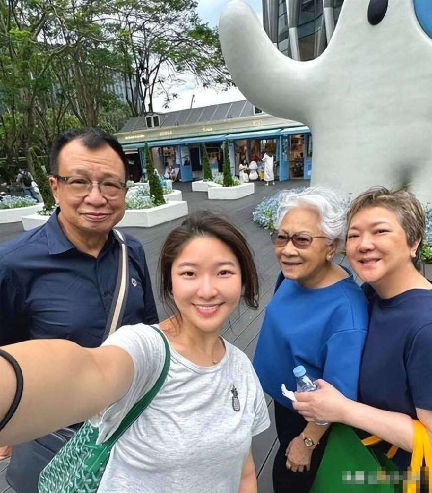 許紹雄去世不到12小時，令人「厭惡」的事還是發生了，不止一件！