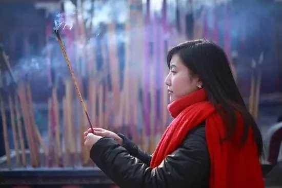 上香是上一支還是三支？竟然拜錯那麼多年！高僧說：不可不知！不可不知！