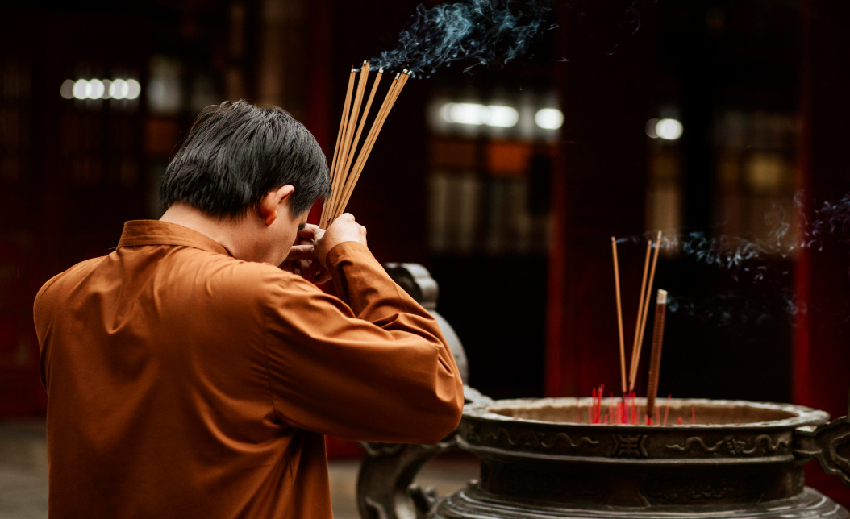 上香是上一支還是三支？竟然拜錯那麼多年！高僧說：不可不知！不可不知！