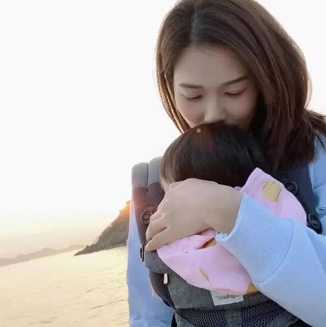 楊秀慧生三胎坐完月出關，體態獲贊像少女，首度公開秘密產子之謎