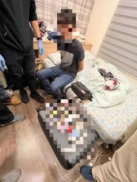 不爽遭斷金援！碩士女偕男友「狠殺保全爸」二審逃死　倖存母「曝光監視器」嚇崩潰：下一個就是我