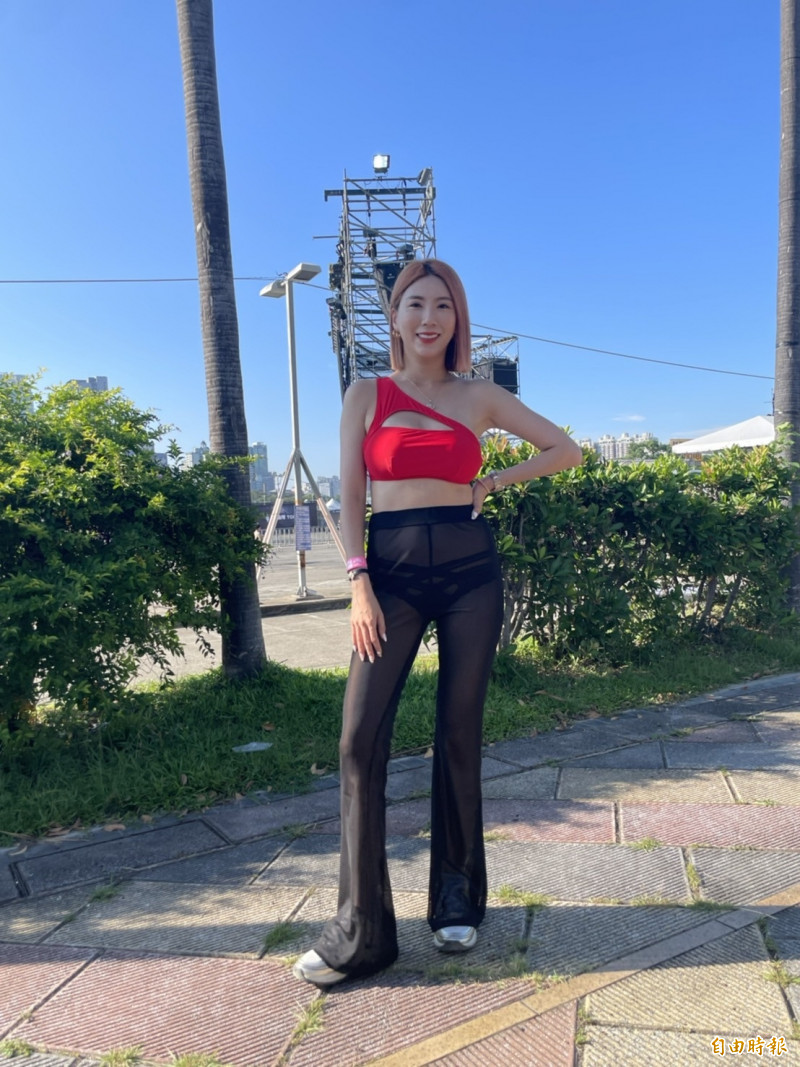 淚訴遭陳建州下手！《黑澀會》女星「隆乳罹2顆腫瘤」竟遭罵下賤