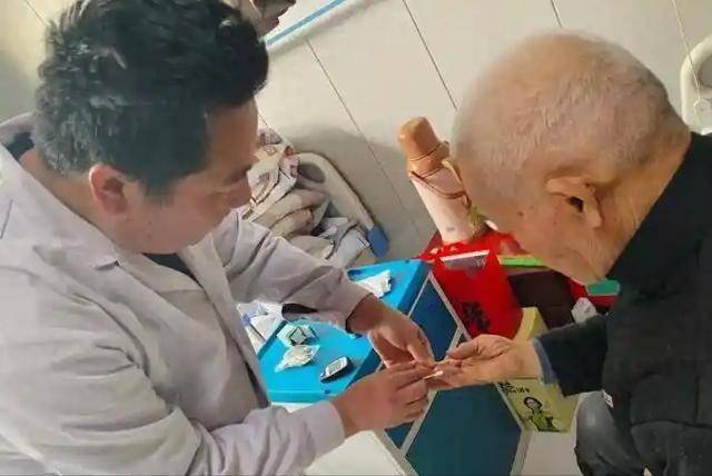 警告：比鹽更「可怕」，很多人每天都吃！怪不得糖尿病會找上門