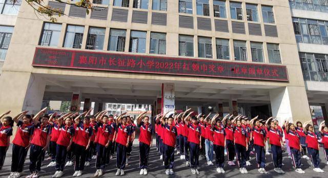又一名小學生跳樓驟逝！湖北襄陽重點小學體罰出事？家長網路曝光