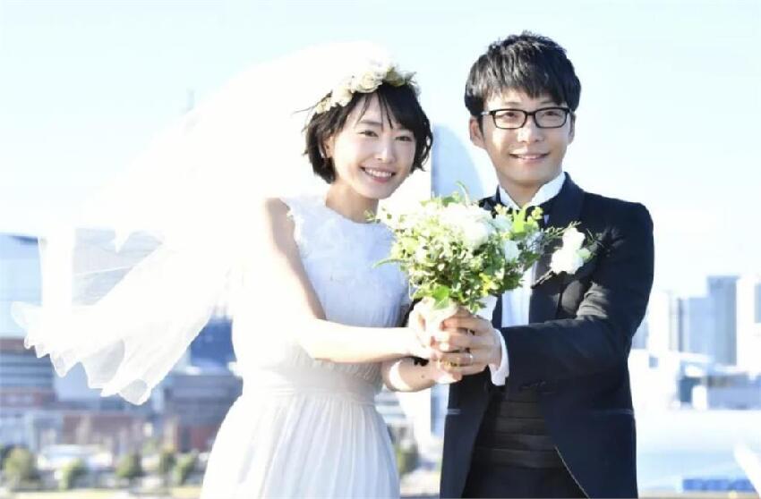 新垣結衣「結婚3年搬家」不是婚變？35歲國民老婆「3跡象」洩懷孕秘密