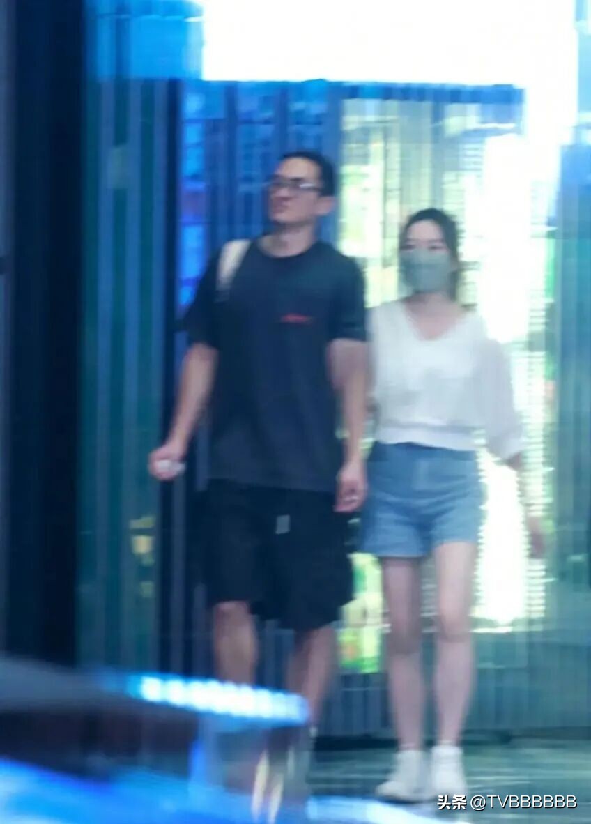 視帝前夫承認控制欲強！女星離婚高調曬新歡，自認年紀大已豁出去