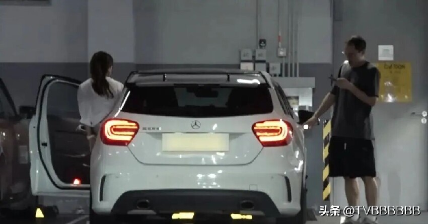 視帝前夫承認控制欲強！女星離婚高調曬新歡，自認年紀大已豁出去