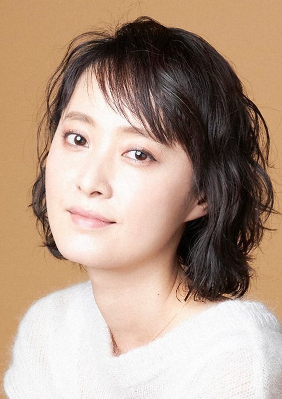 童星出身！38歲星二代「驚傳離世」震撼演藝圈　經紀人證實「她和病魔纏鬥五年」：安詳地睡了