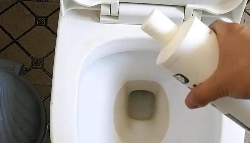 馬桶不用時！馬桶蓋「打開好」還是「蓋起來好」？不懂的趕快看看