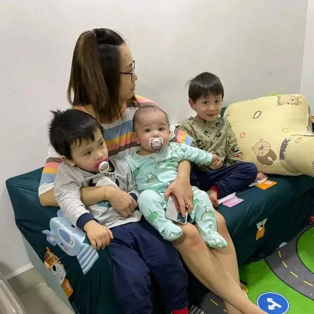 香港男星張致恆孩子患自閉症，老婆稱身心俱疲，兩人四年生四個