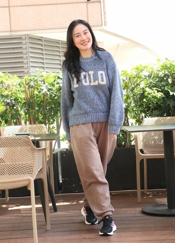 葉璇自曝父親離世正與保姆爭產，祖墳被對方偷走，父親仍未下葬