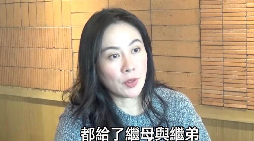 葉璇自曝父親離世正與保姆爭產，祖墳被對方偷走，父親仍未下葬