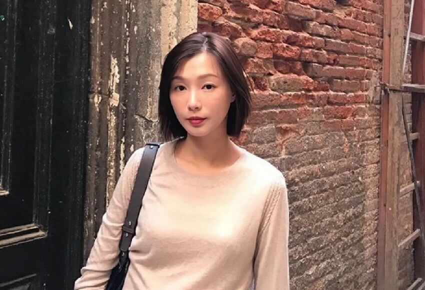 前夫家暴、婚內出軌，她成單親媽媽,如今卻保養似少女