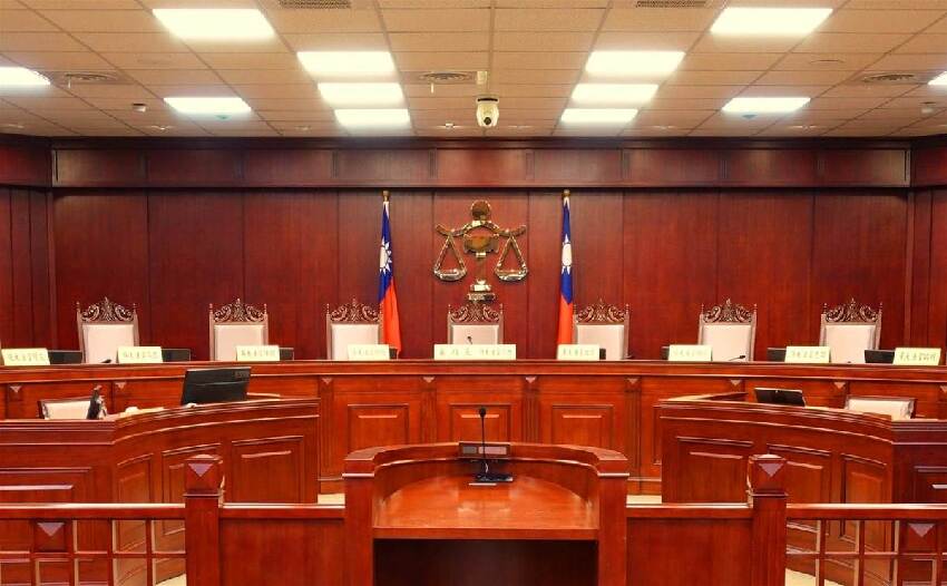 高雄一刑犯臨刑前3分鐘說了一句話，在場眾人集體愣住，法官立即叫停行刑