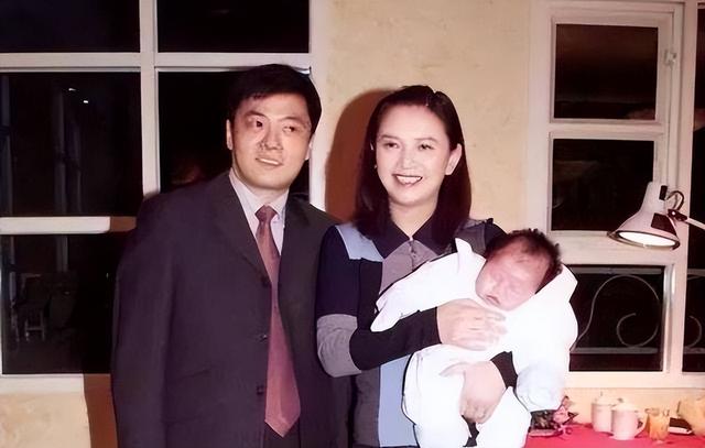 曾華倩沒想到，她單身24年培養的冠軍兒子，今已繼承豪門前夫家產