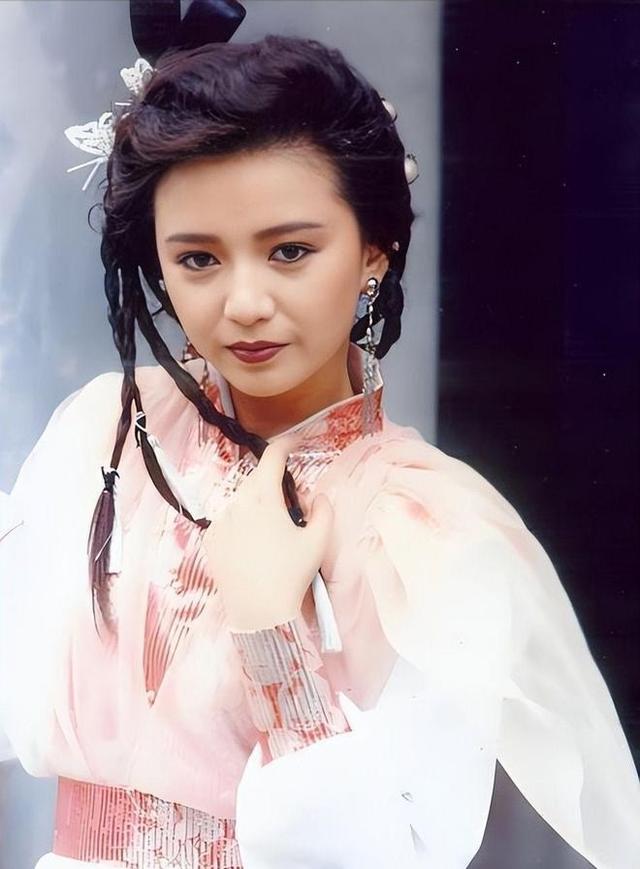曾華倩沒想到，她單身24年培養的冠軍兒子，今已繼承豪門前夫家產