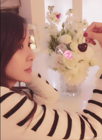 57歲未婚！台灣資深美女被傳「交往富商包養」　遭翻出「無人繼承億萬資產」霸氣回應