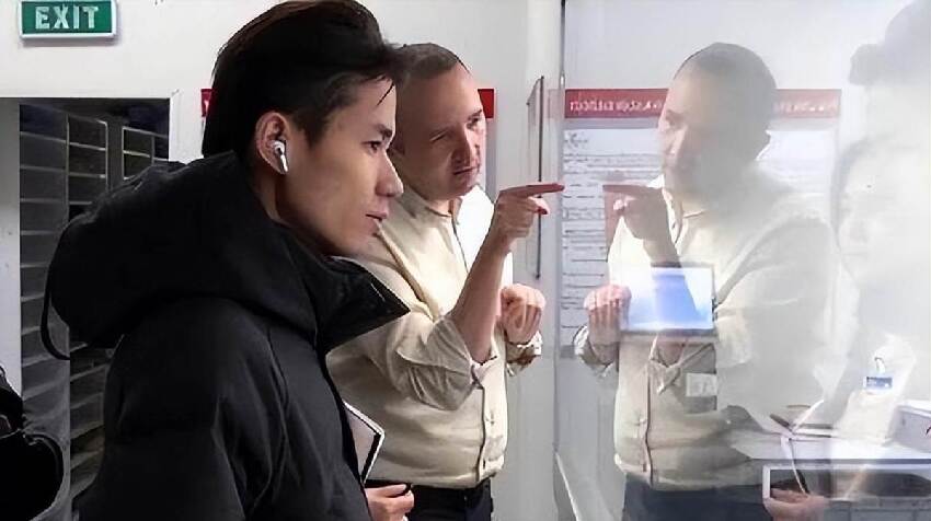 5年前口袋只剩200塊，他靠倒賣口罩一年狂入278億元，住20萬一夜酒店，如今下場曝光