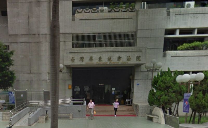 沉迷刮刮樂！屏東老婦「2年輸光百萬退休金」連房子也沒了　女兒「跑遍彩券行求別賣」法院終於出手