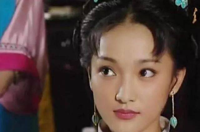 周迅人體模特畫曝光,18歲為藝術獻身,成名後,畫作值千萬引無數土豪爭搶!