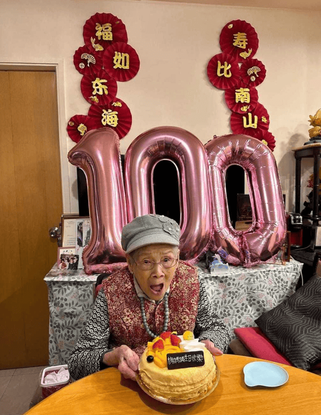 梅艷芳母親100歲生日，豪宅吃大餐精神抖擻，遠離長子后慈眉善目