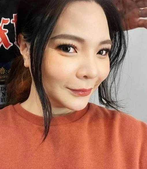 閃婚2年就動手！小13歲老公被問「為何要娶小甜甜」　他想也不想「講出真心話」親友傻眼：有夠可憐