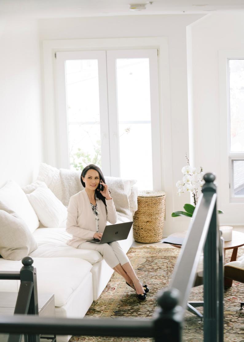 張柏芝姐姐移民加拿大15年，稱混血面孔難在香港發展，已轉行賣房