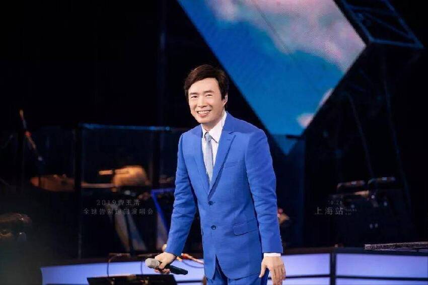 痴情的費玉清:告別初戀后終生未娶,最後與56歲紅顏知己不離不棄