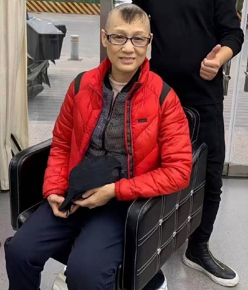 她長得太美被導演據為己有，同居27年無名無分，年僅63歲不治身亡