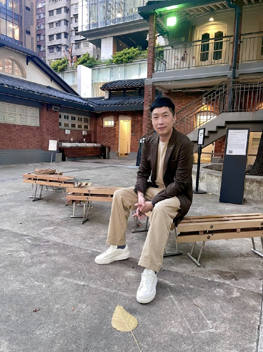突然官宣辭職！前TVB男星辭去新城電台CEO，外界對此事一頭霧水