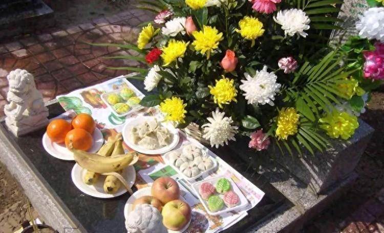 掃墓完別直接回家！命理師列「清明10大禁忌」誤踩衰整年，5點前要掃完「4生肖沖煞」別去這幾處