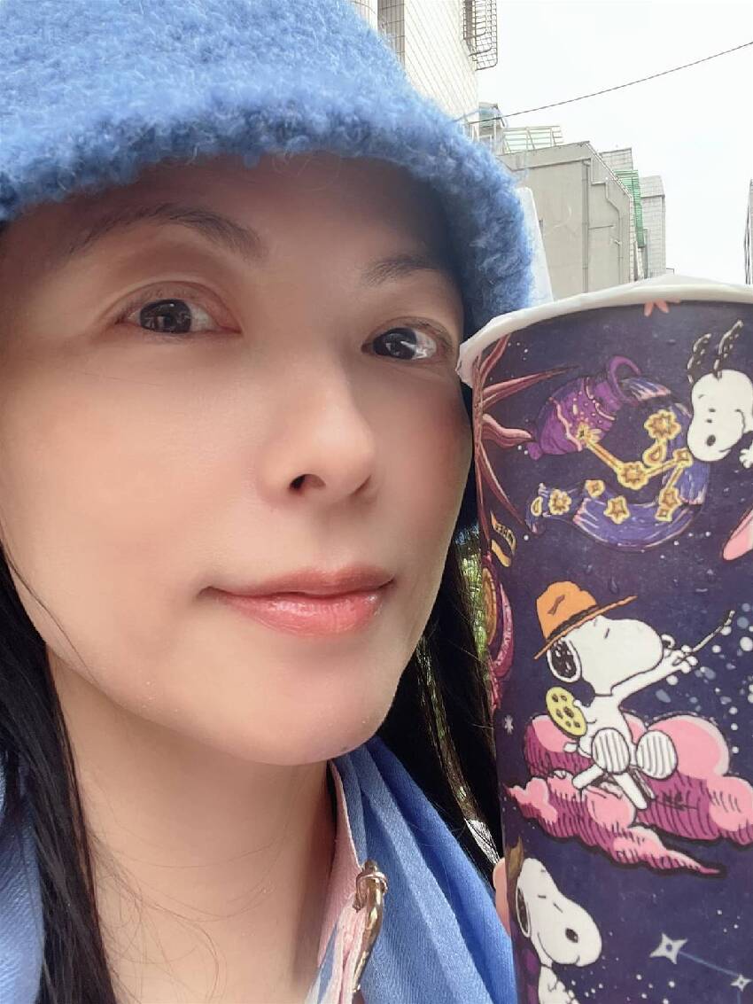 陳孝萱兒子露臉了！19歲長超帥「被誤認是偶像」  遭挖出「現在是英國學霸」背景超狂