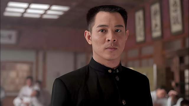 向太回應李連杰拋棄前妻！透露關鍵細節，送車送婚房，直言其摳門
