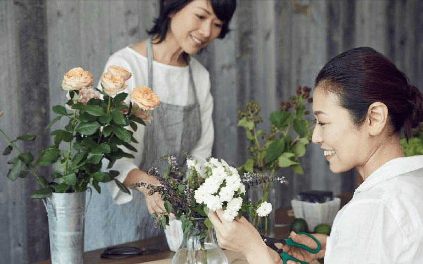 我57歲,6年前丈夫為了外面的女人孩子跟我離婚,如今跪求復婚